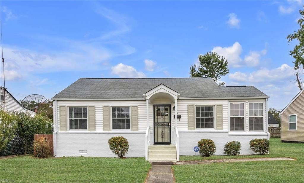 418 Alleghany Road Road, Hampton, VA 23661