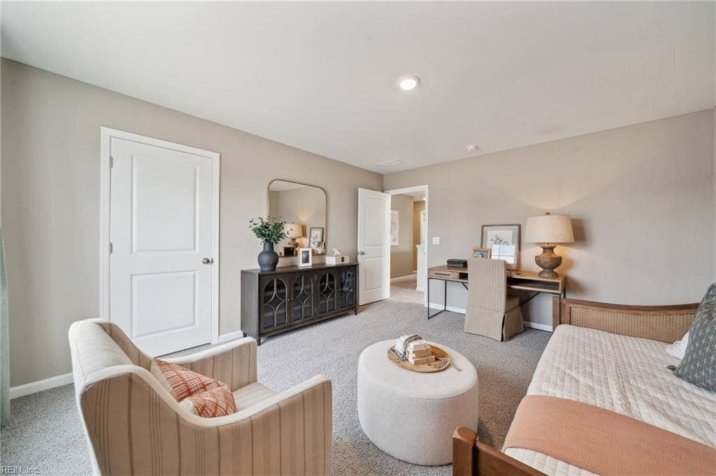 5106 Duxbury Road, Suffolk, VA 23435 5106 Duxbury Road, Suffolk, VA 23435
