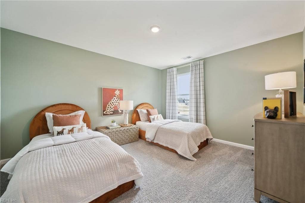 5106 Duxbury Road, Suffolk, VA 23435 5106 Duxbury Road, Suffolk, VA 23435