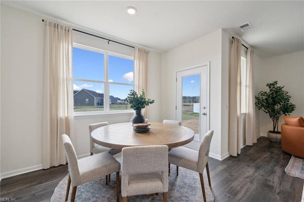 5106 Duxbury Road, Suffolk, VA 23435 5106 Duxbury Road, Suffolk, VA 23435