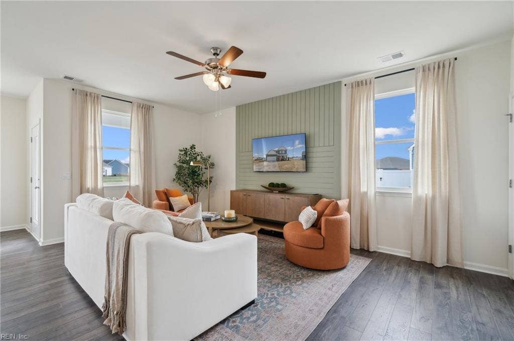 5106 Duxbury Road, Suffolk, VA 23435 5106 Duxbury Road, Suffolk, VA 23435