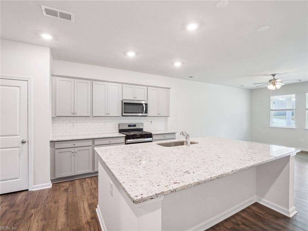 5118 Duxbury Road, Suffolk, VA 23435