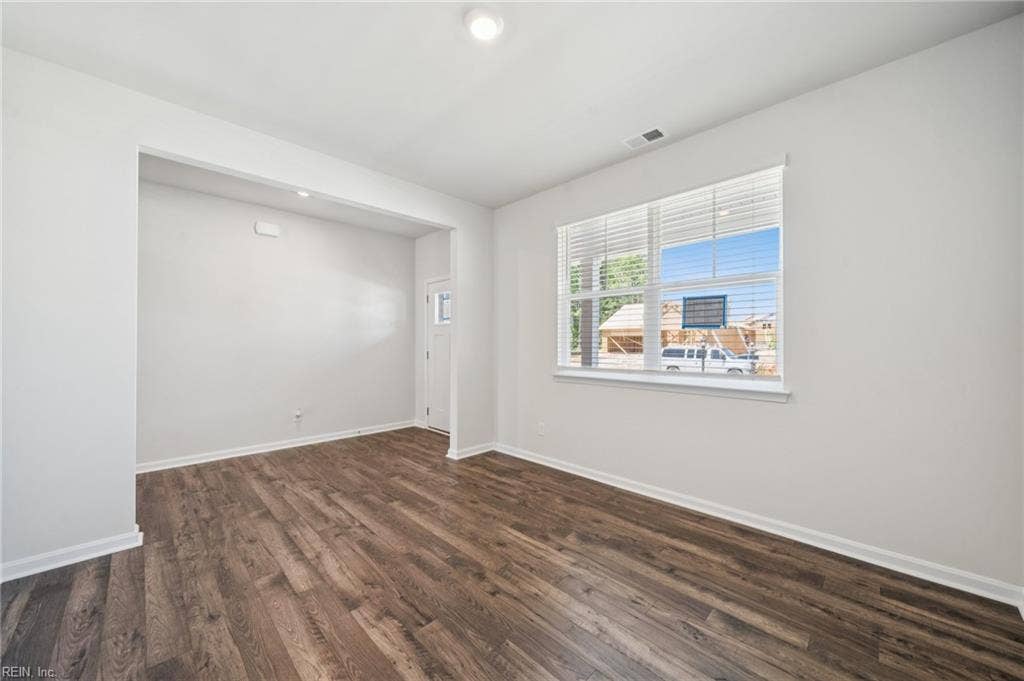 1026 Eastport Place, Suffolk, VA 23435 1026 Eastport Place, Suffolk, VA 23435