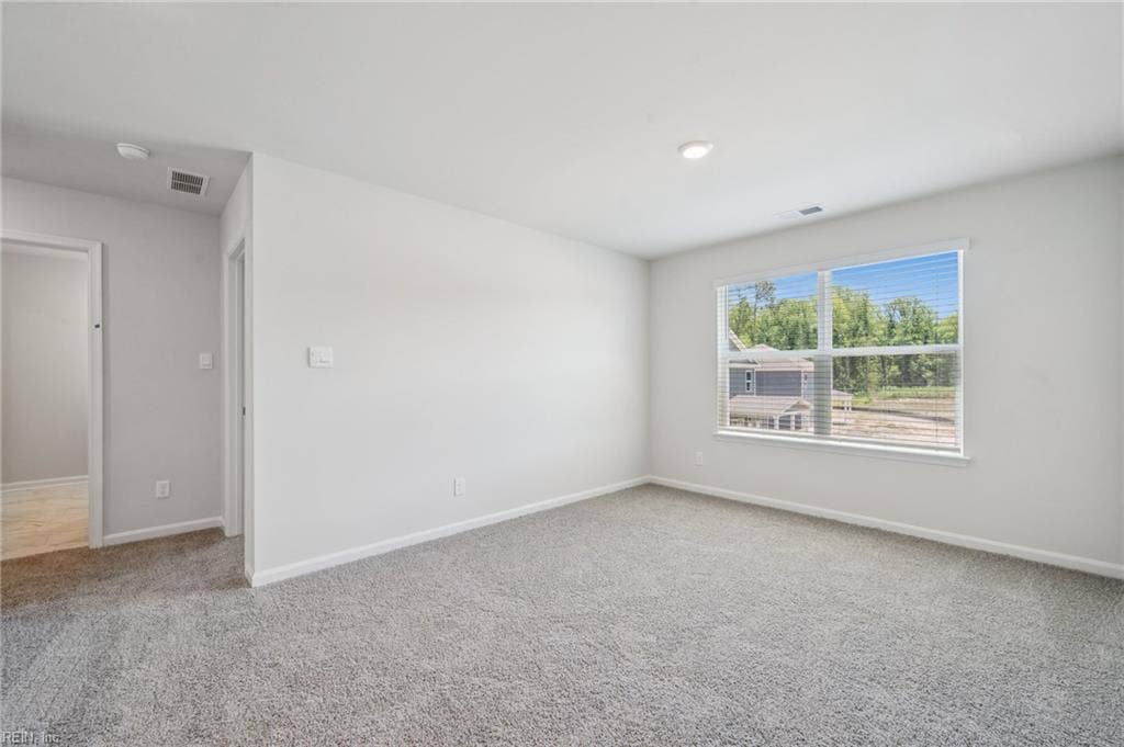1026 Eastport Place, Suffolk, VA 23435 1026 Eastport Place, Suffolk, VA 23435