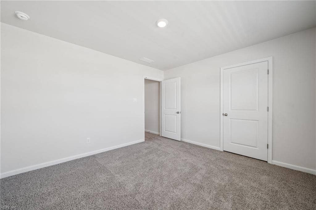 1026 Eastport Place, Suffolk, VA 23435 1026 Eastport Place, Suffolk, VA 23435