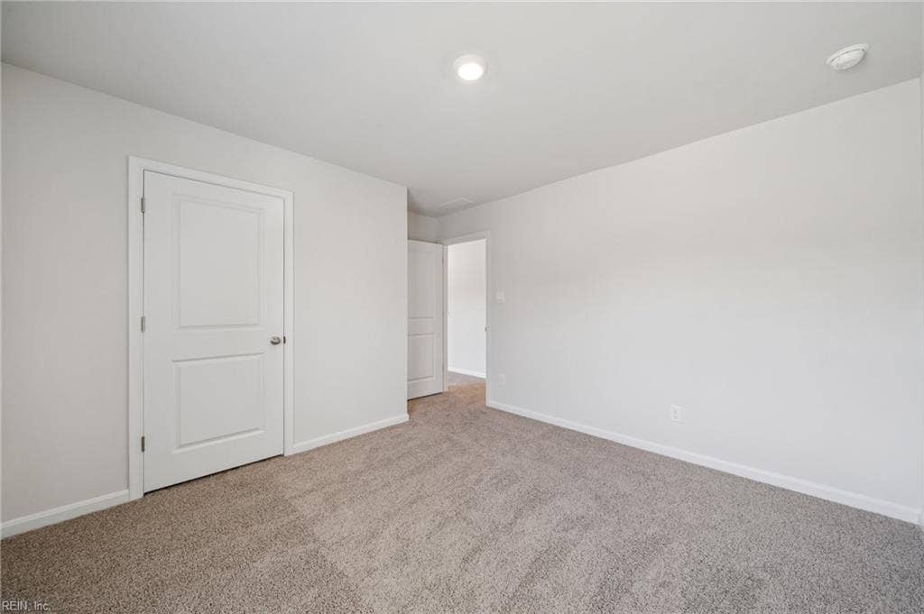 1026 Eastport Place, Suffolk, VA 23435 1026 Eastport Place, Suffolk, VA 23435