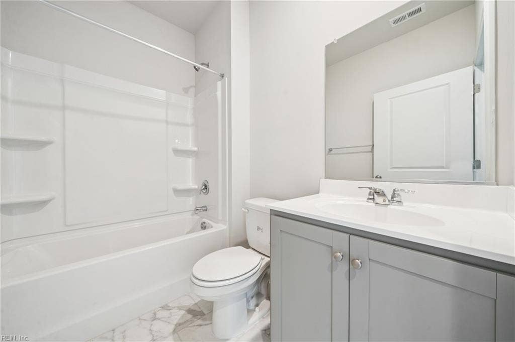 1026 Eastport Place, Suffolk, VA 23435 1026 Eastport Place, Suffolk, VA 23435