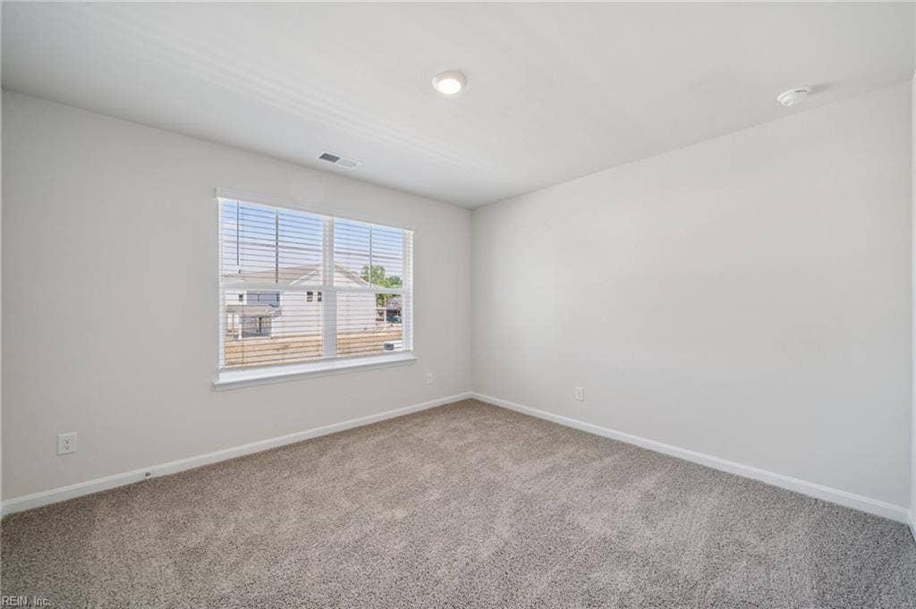 1026 Eastport Place, Suffolk, VA 23435 1026 Eastport Place, Suffolk, VA 23435