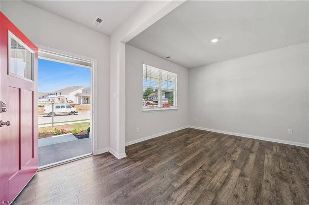 1026 Eastport Place, Suffolk, VA 23435 1026 Eastport Place, Suffolk, VA 23435