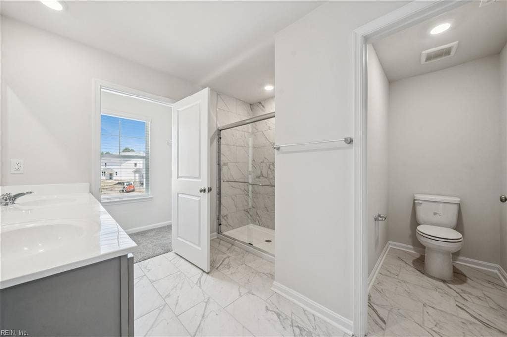 1026 Eastport Place, Suffolk, VA 23435 1026 Eastport Place, Suffolk, VA 23435