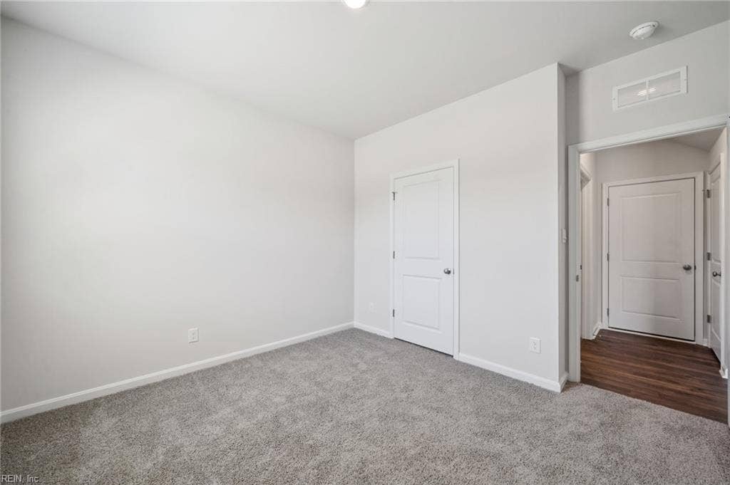 1026 Eastport Place, Suffolk, VA 23435 1026 Eastport Place, Suffolk, VA 23435