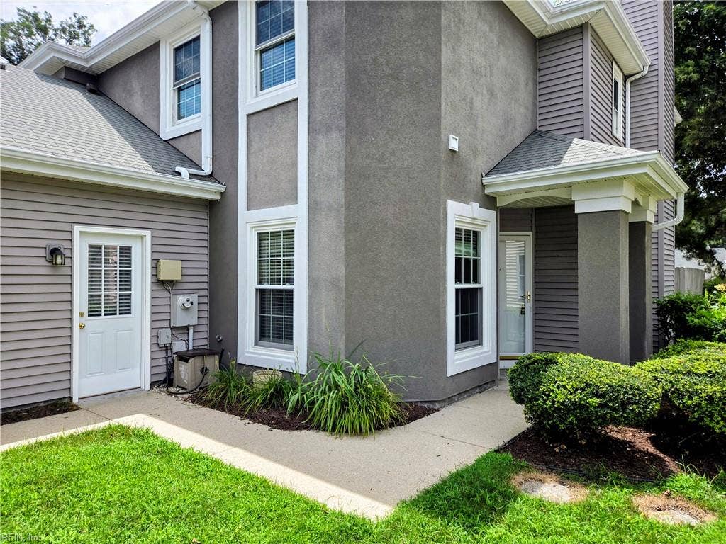 909 Willow Point, Newport News, VA 23602 909 Willow Point, Newport News, VA 23602
