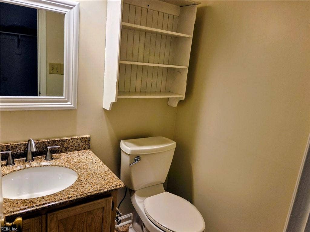 909 Willow Point, Newport News, VA 23602 909 Willow Point, Newport News, VA 23602