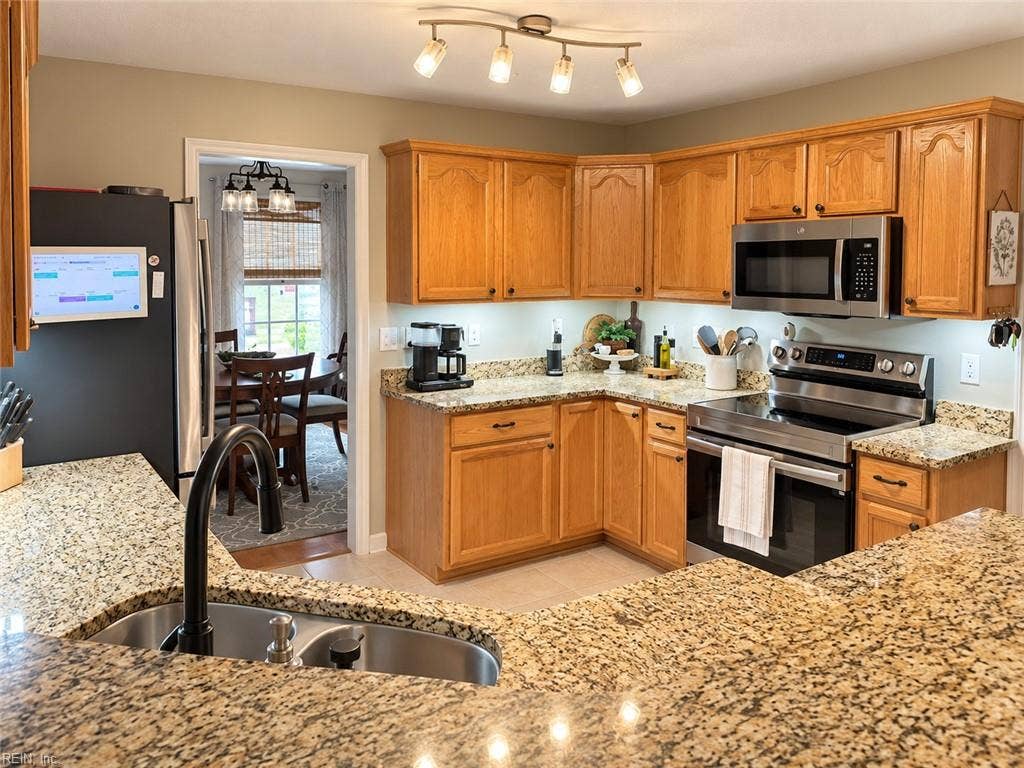 1302 Mill Lane Quarter, Suffolk, VA 23434 1302 Mill Lane Quarter, Suffolk, VA 23434
