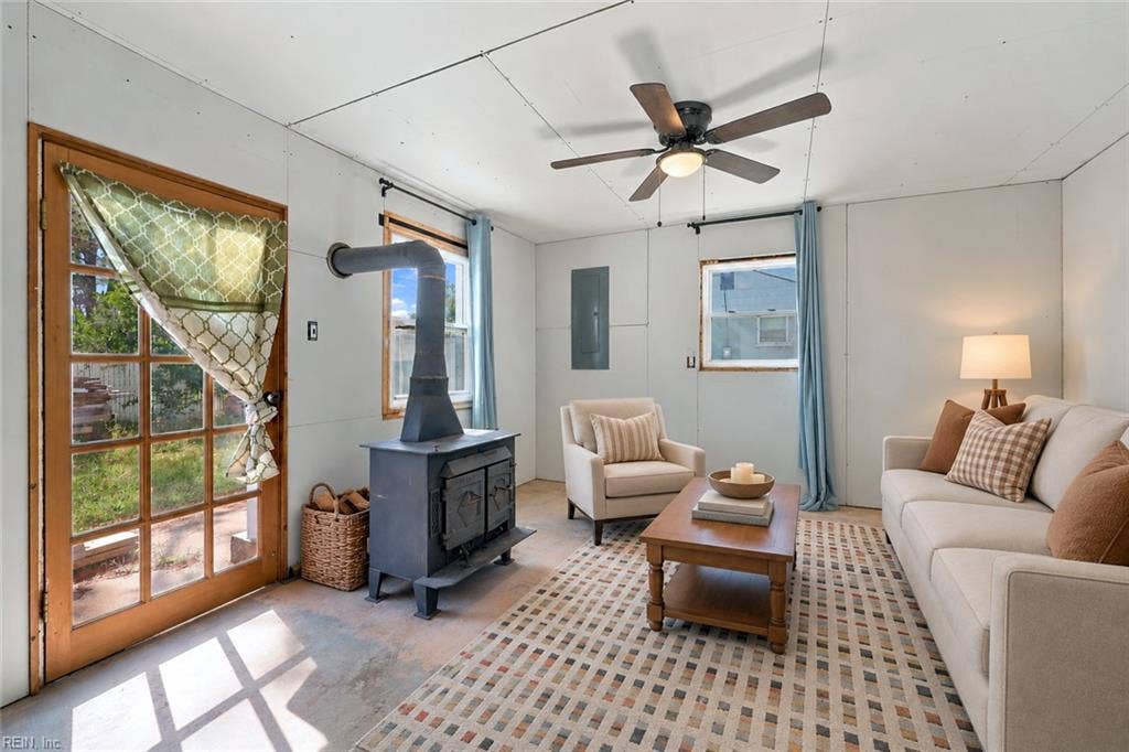 3928 Old Concord Road, Sandy Creek, Gloucester, VA 23061 3928 Old Concord Road, Sandy Creek, Gloucester, VA 23061
