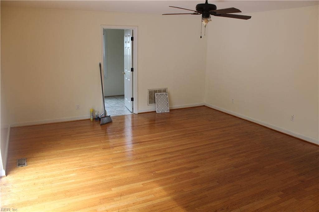 1805 Broadstreet Road, Windsor Terr., Hampton, VA 23666 1805 Broadstreet Road, Windsor Terr., Hampton, VA 23666