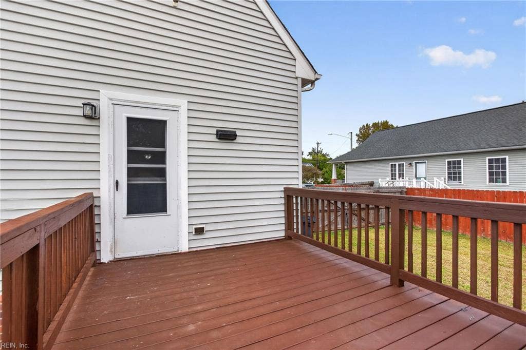 815 W Queen Street, Hampton, VA 23669