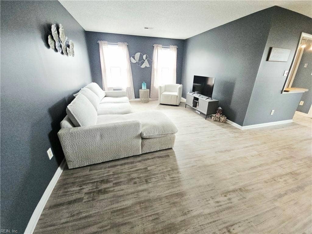 Laminate wood floors were professionally install within the last two years