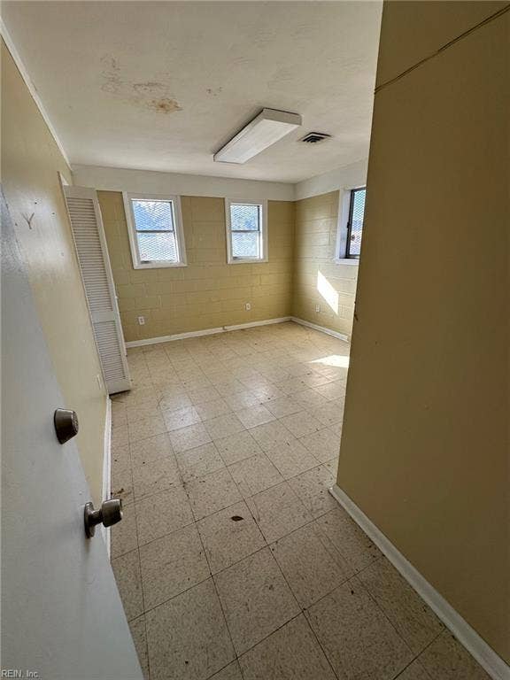 2702 Orcutt Avenue, Newport News, VA 23607
