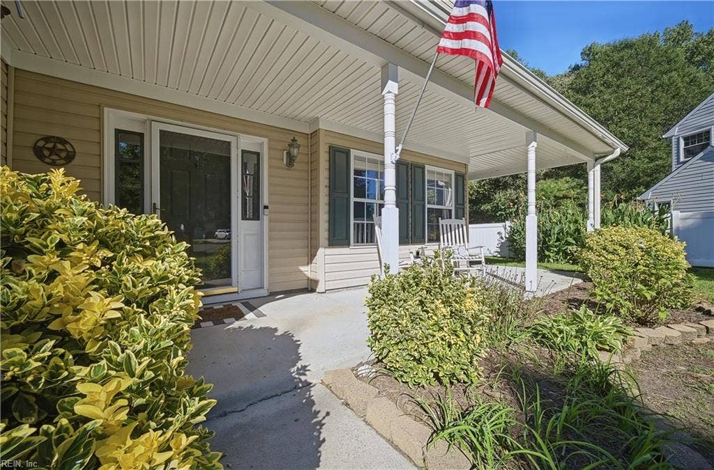 2045 Gravenhurst Drive, Virginia Beach, VA 23464