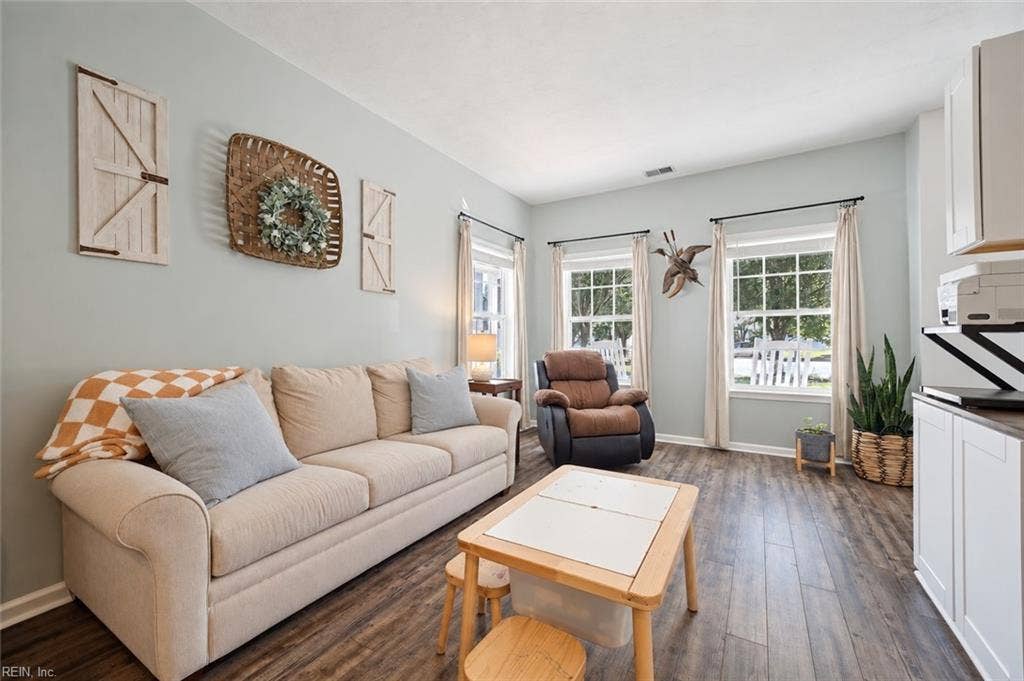 2045 Gravenhurst Drive, Virginia Beach, VA 23464