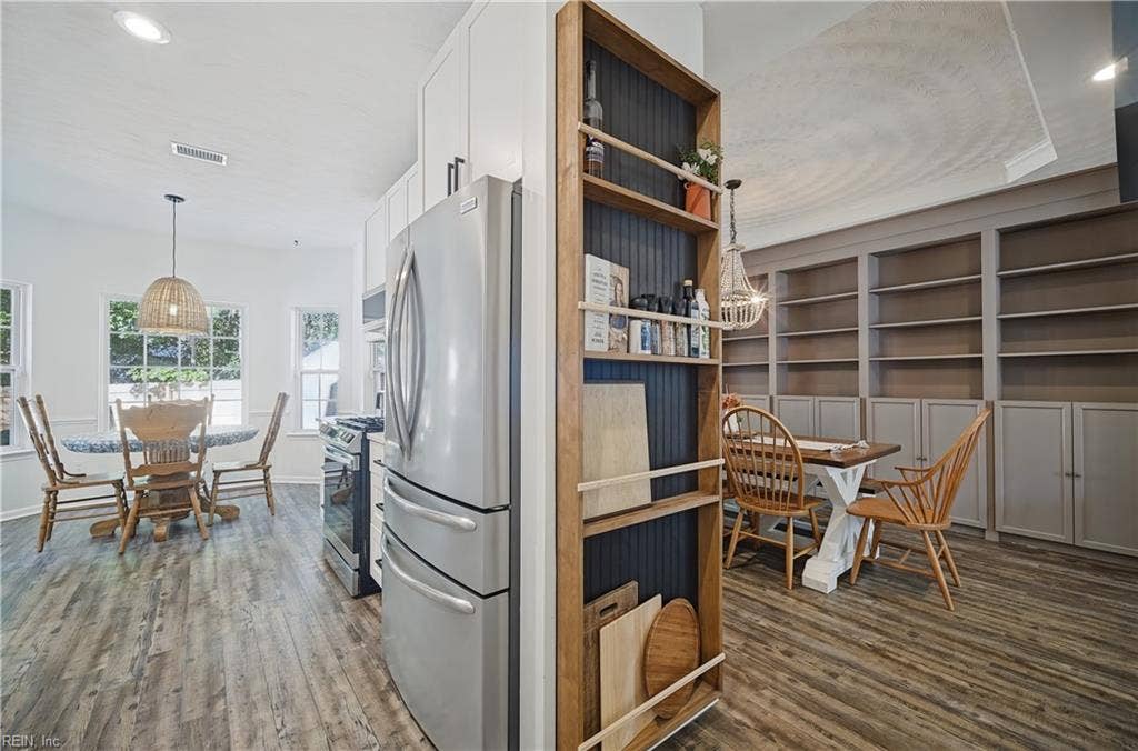2045 Gravenhurst Drive, Virginia Beach, VA 23464