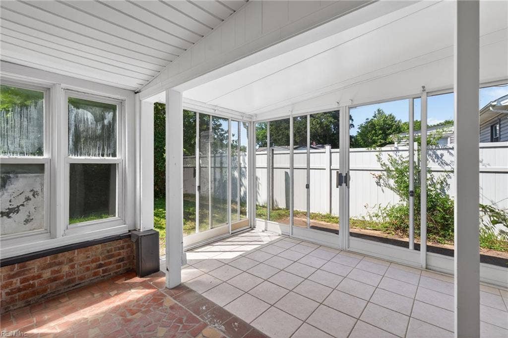 404 Eisenhower Circle, Portsmouth, VA 23701