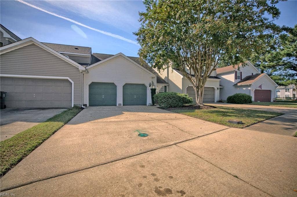 104 Bishops Reach, Smithfield, VA 23430 104 Bishops Reach, Smithfield, VA 23430