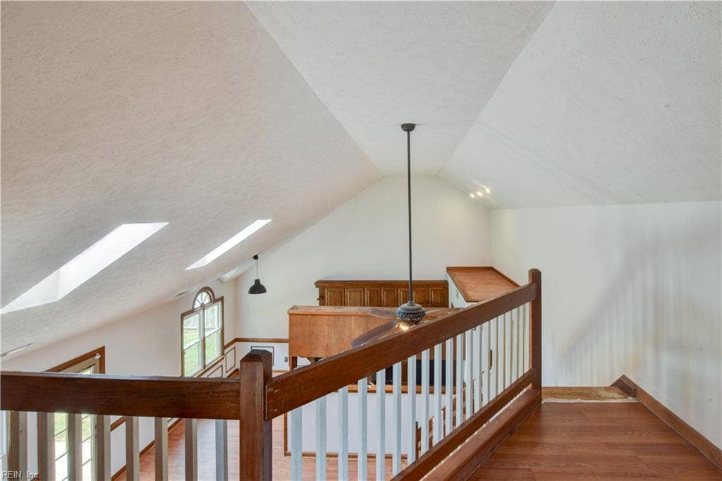 144 Lane Crescent, Smithfield, VA 23430 144 Lane Crescent, Smithfield, VA 23430