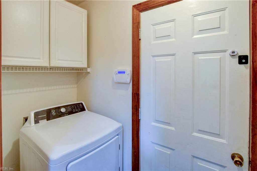 144 Lane Crescent, Smithfield, VA 23430 144 Lane Crescent, Smithfield, VA 23430