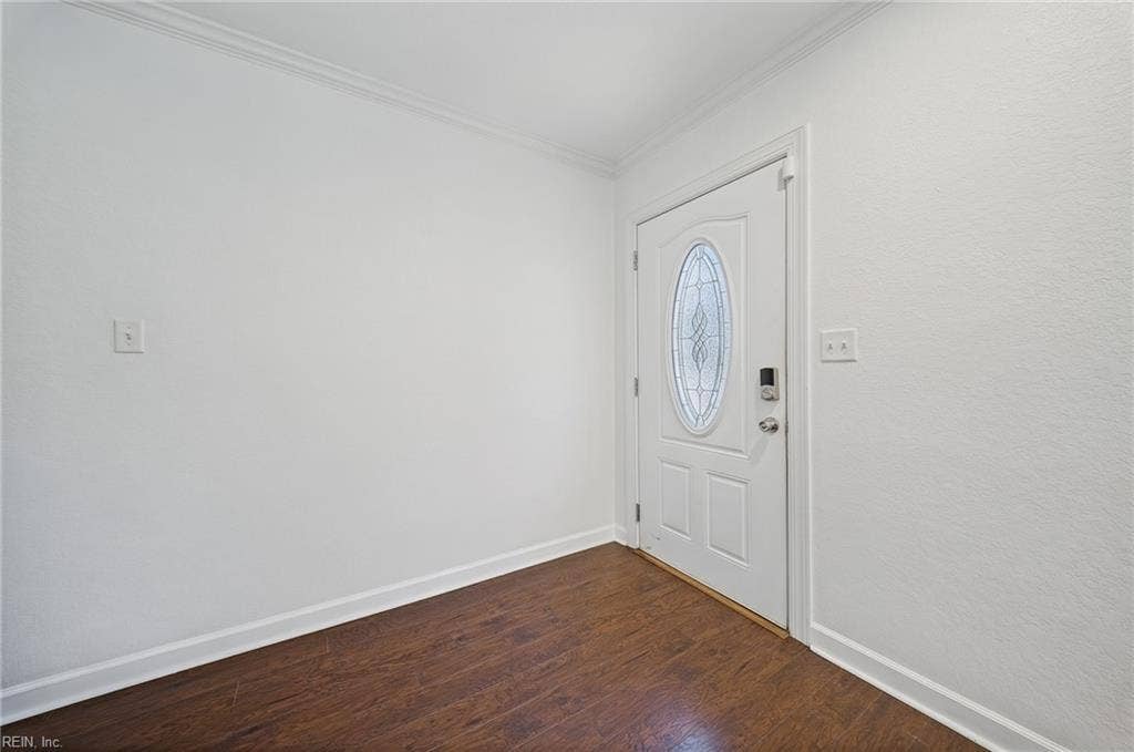 4914 Newport Avenue, Colonial Place, Norfolk, VA 23508