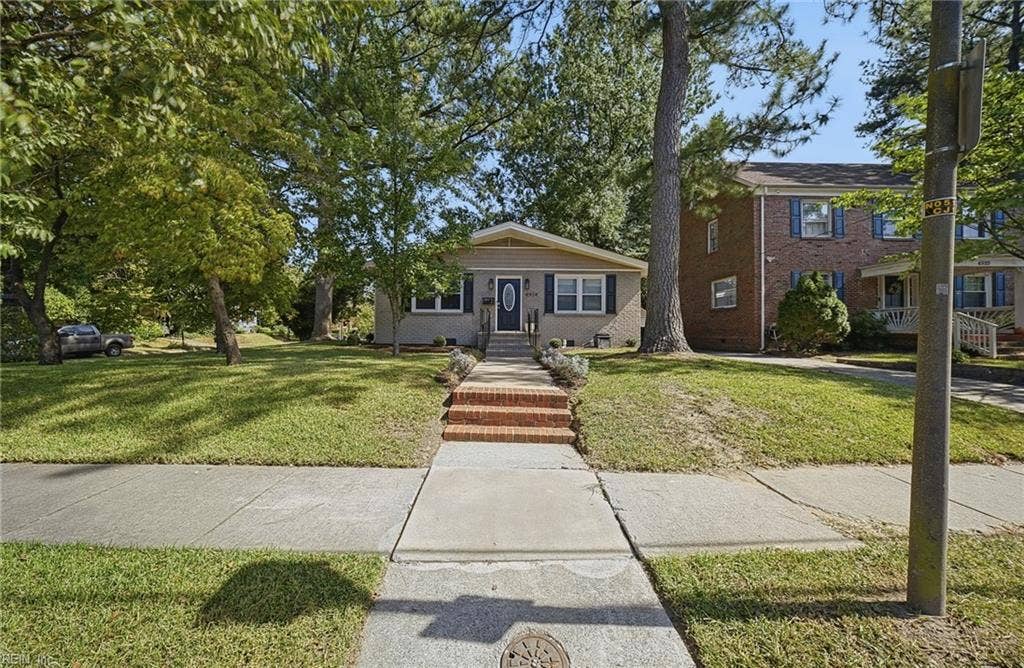 4914 Newport Avenue, Colonial Place, Norfolk, VA 23508