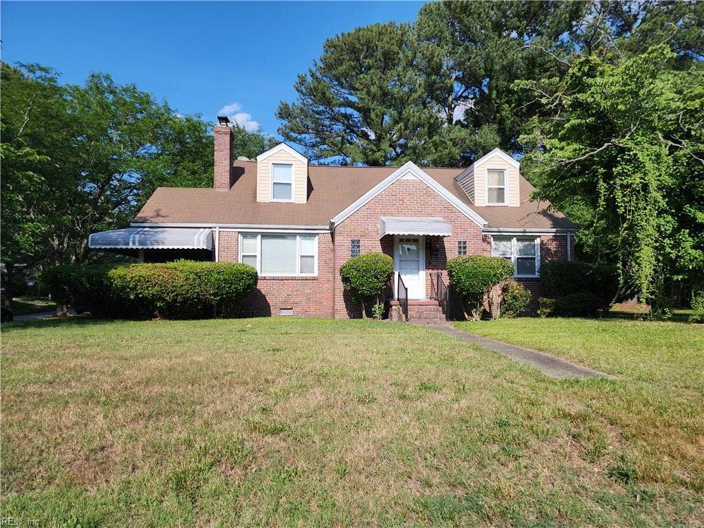 6342 Glenoak Drive, Green Hill Farms, Norfolk, VA 23513 Welcome to 6342 Glenoak Dr.