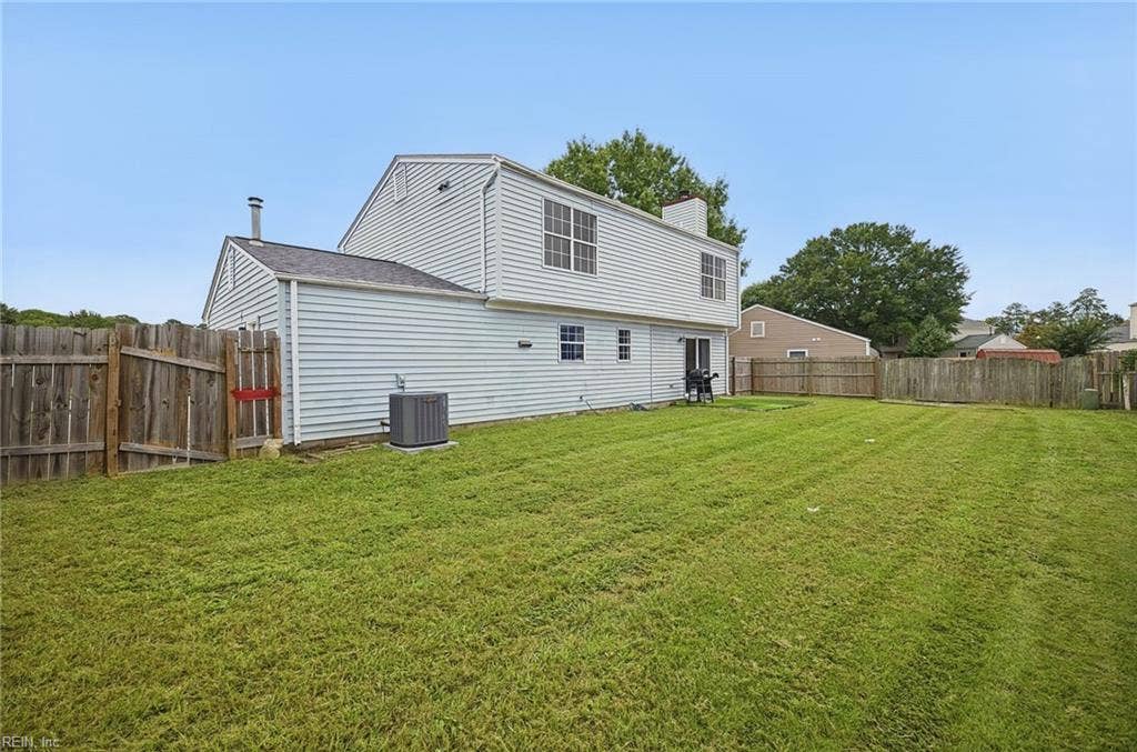 10 Harrogate Lane, Hampton, VA 23666 10 Harrogate Lane, Hampton, VA 23666