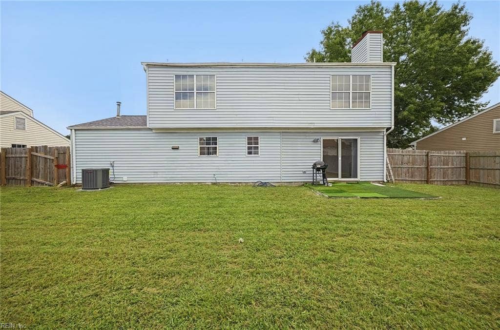 10 Harrogate Lane, Hampton, VA 23666 10 Harrogate Lane, Hampton, VA 23666