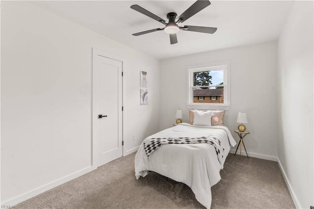 138 W Royce Drive, Chesapeake, VA 23322 138 W Royce Drive, Chesapeake, VA 23322