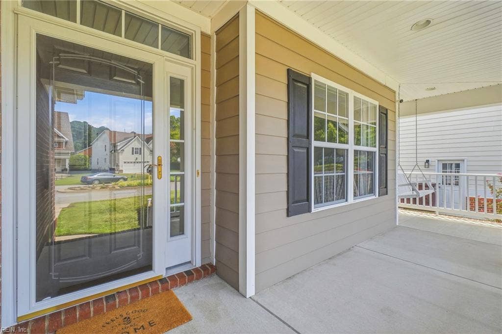 522 Bells Hollow Court, Bells Hollow Estates, Chesapeake, VA 23322