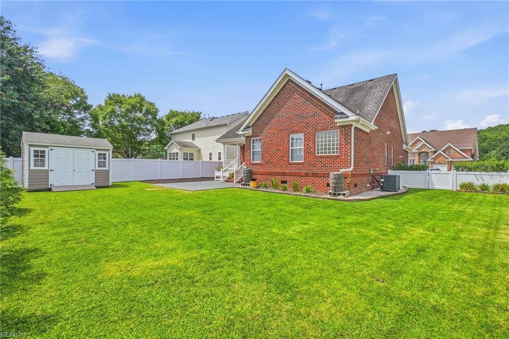 522 Bells Hollow Court, Bells Hollow Estates, Chesapeake, VA 23322