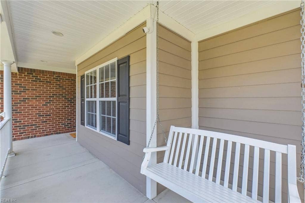 522 Bells Hollow Court, Bells Hollow Estates, Chesapeake, VA 23322