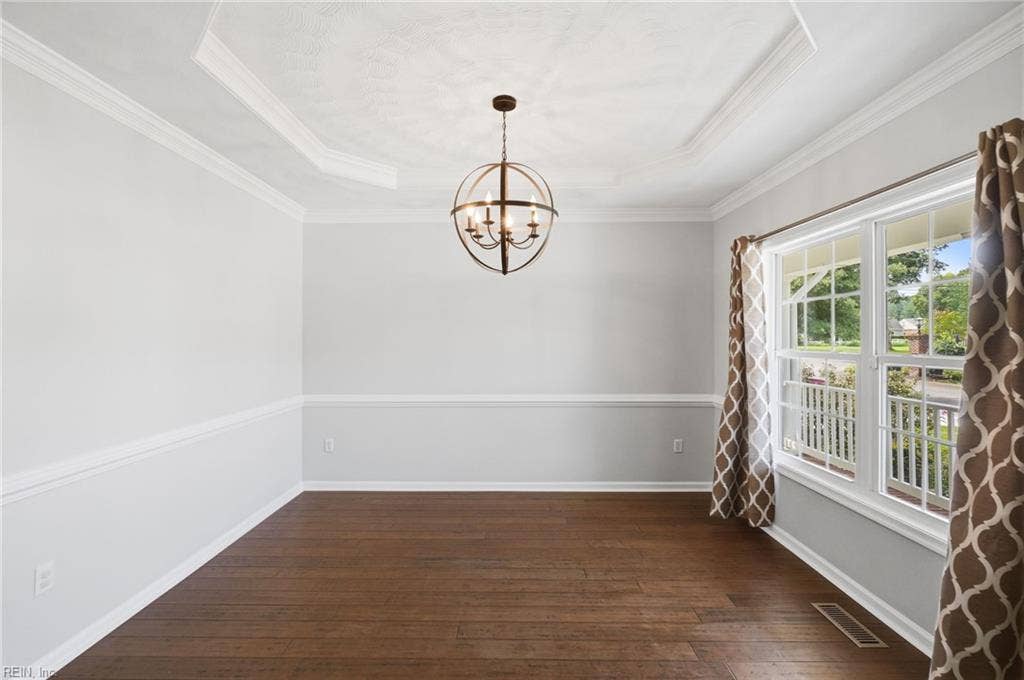 522 Bells Hollow Court, Bells Hollow Estates, Chesapeake, VA 23322