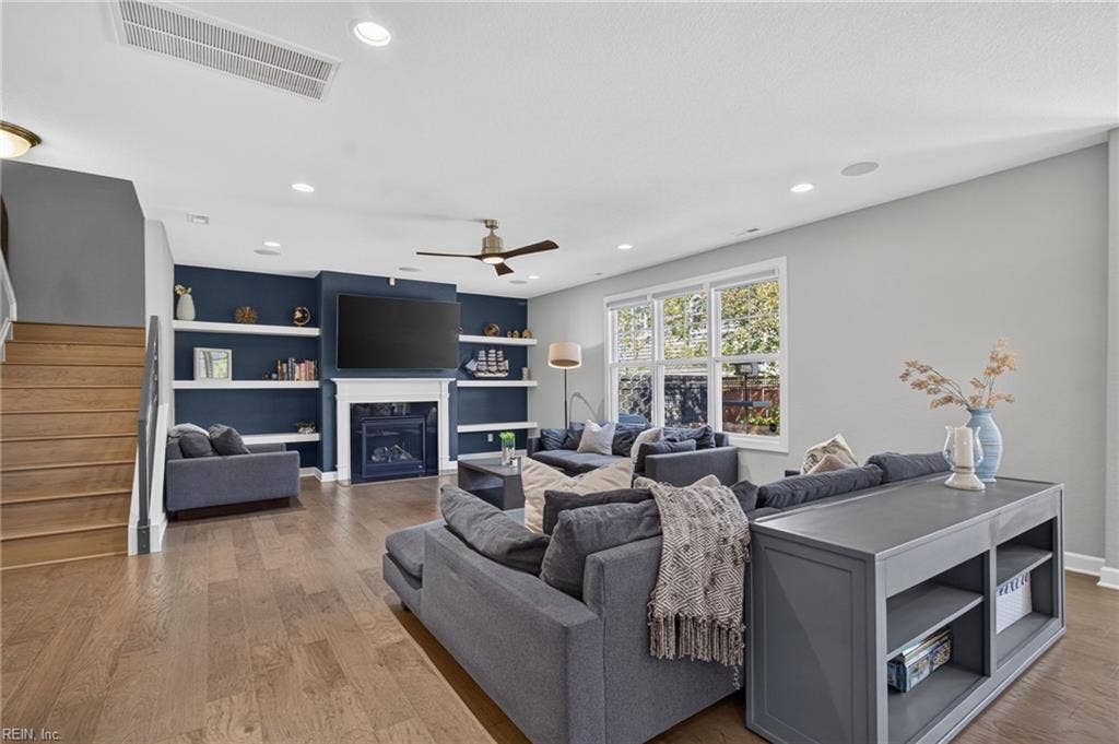 2044 Quincy Way, Virginia Beach, VA 23456