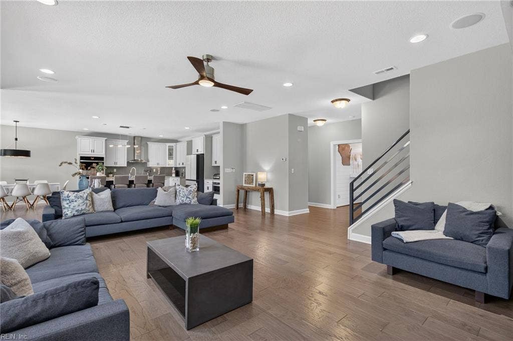 2044 Quincy Way, Virginia Beach, VA 23456