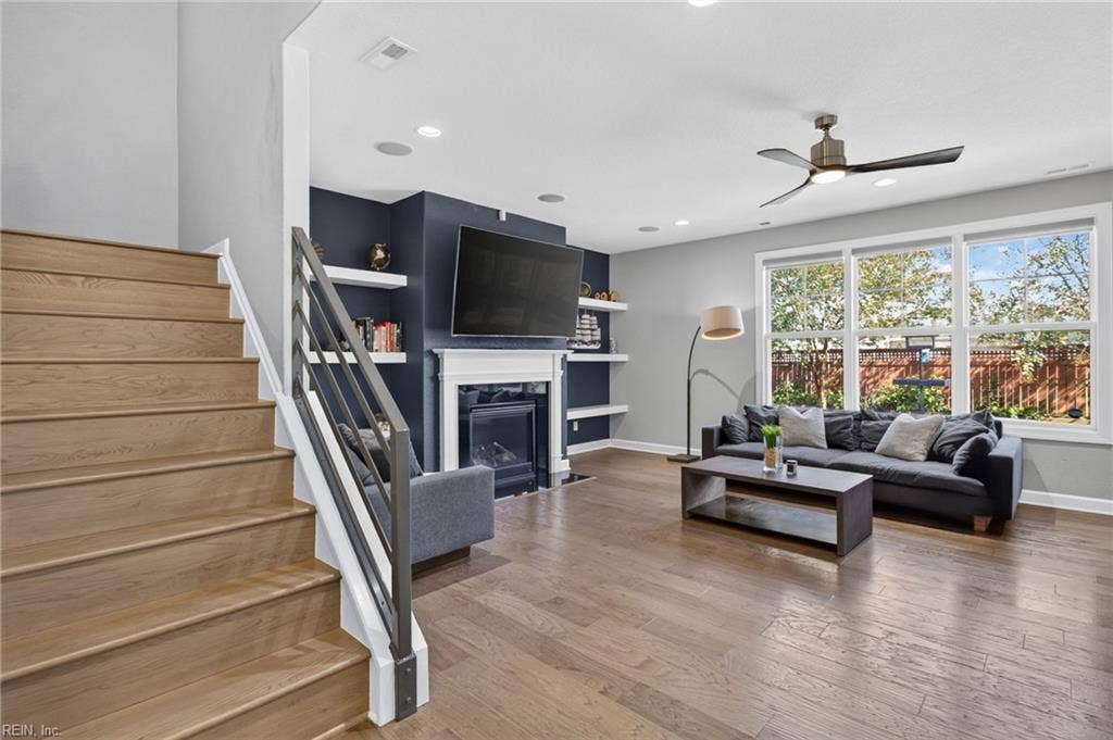 2044 Quincy Way, Virginia Beach, VA 23456
