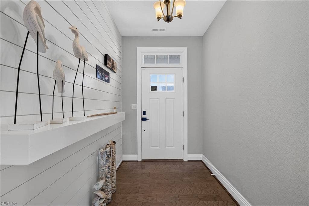 2044 Quincy Way, Virginia Beach, VA 23456