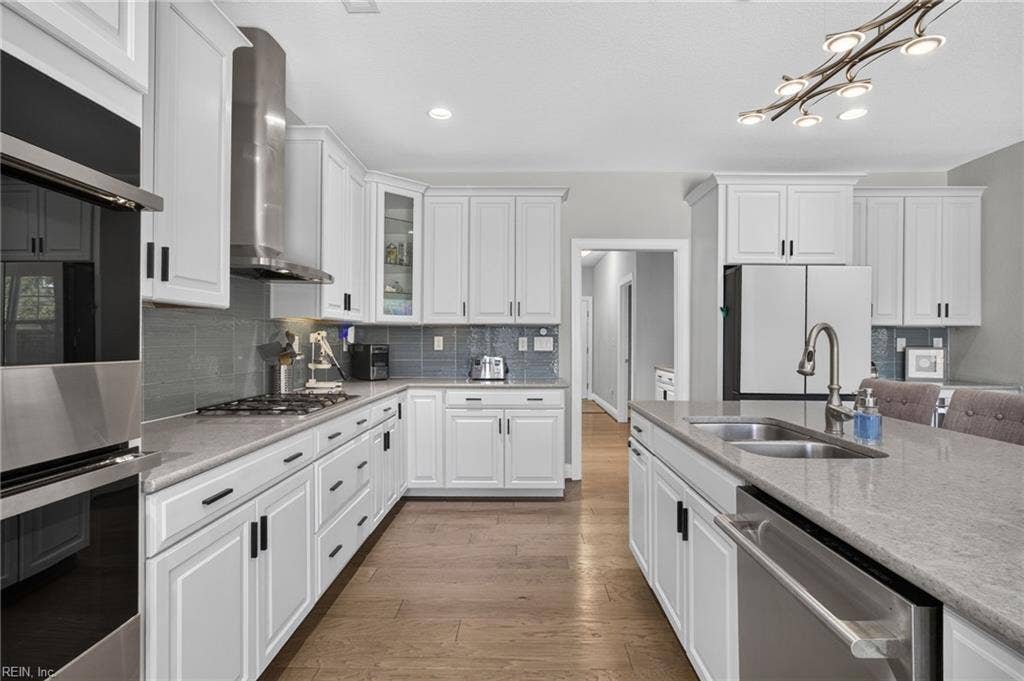 2044 Quincy Way, Virginia Beach, VA 23456
