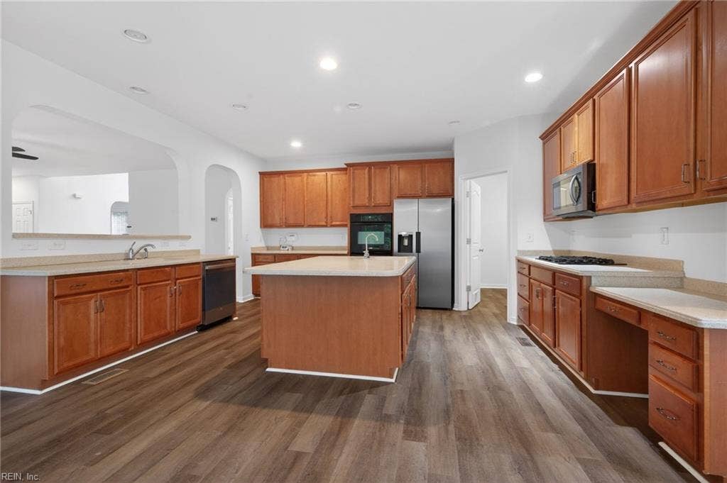 115 Yacht Court, Williamsburg, VA 23185 115 Yacht Court, Williamsburg, VA 23185