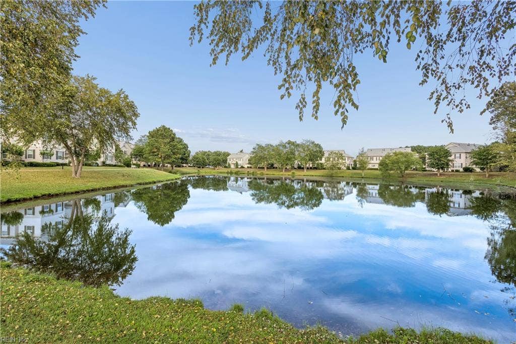 1528 Hambledon Loop, Chesapeake, VA 23320 1528 Hambledon Loop, Chesapeake, VA 23320