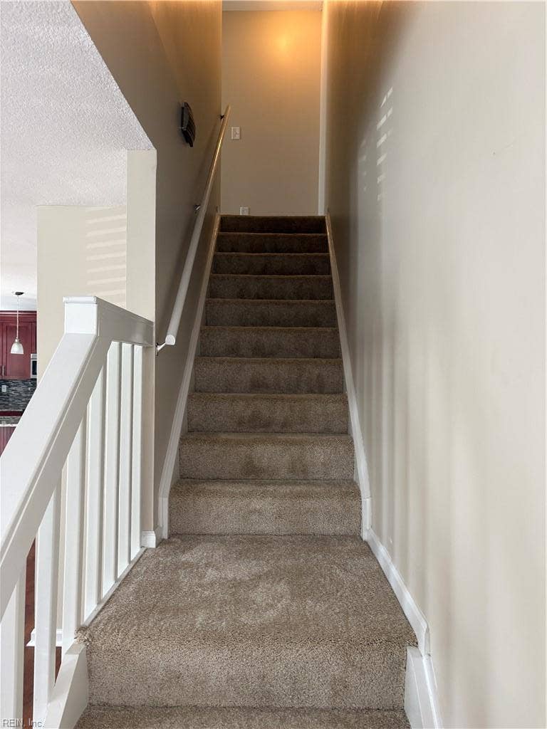 4422 Segovia Court, Virginia Beach, VA 23462