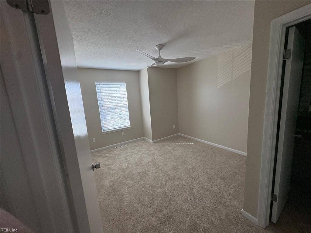 4422 Segovia Court, Virginia Beach, VA 23462