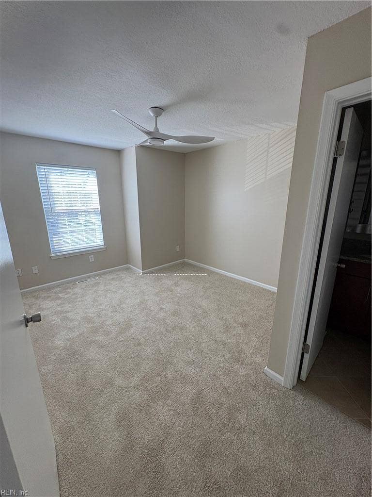 4422 Segovia Court, Virginia Beach, VA 23462